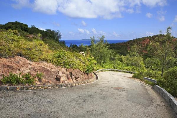 Scenic road on Mount Zimbvabve. — Stock Photo, Image