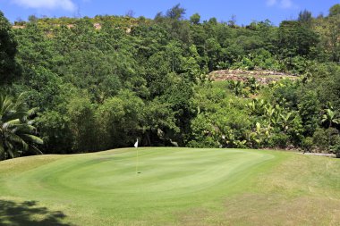 Constance Lemuria Resort güzel golf sahası.