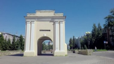 Tarskie kapısı - ilk kapı tarihi Omsk kale.