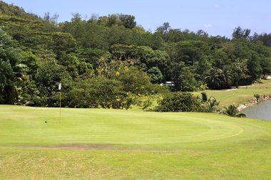 Constance Lemuria Resort güzel golf sahası.