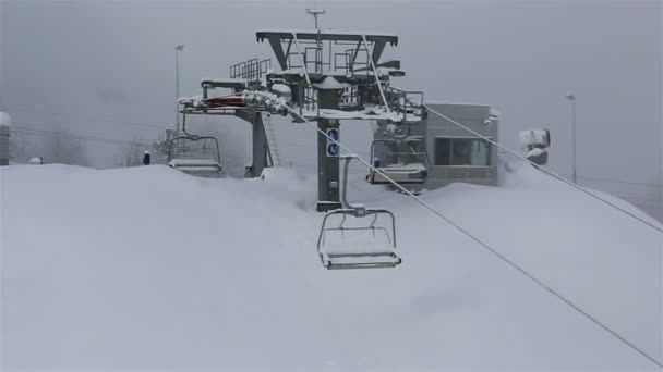 Wyciąg narciarski w Rosa Chutor Alpine Resort — Wideo stockowe