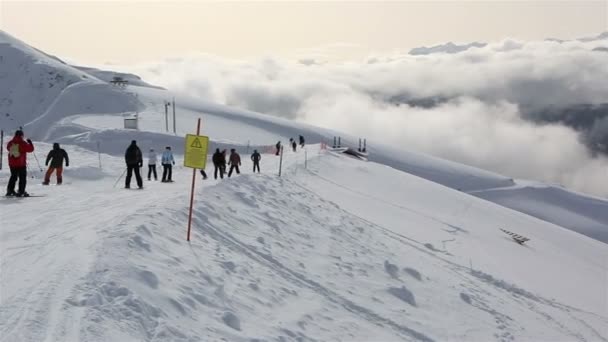 Panorama van Rosa Khutor Alpine Resort — Stockvideo