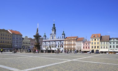 Çeşme Meydanı tarihi merkezi Ceske Budejovice içinde.