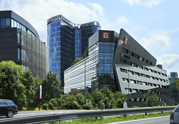 Moderne kantoorgebouwen in Praag. — Stockfoto