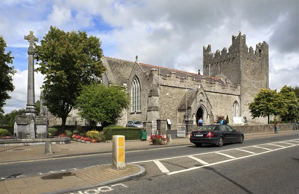 Architecture of ancient temples in the town Adare — Stock Photo, Image