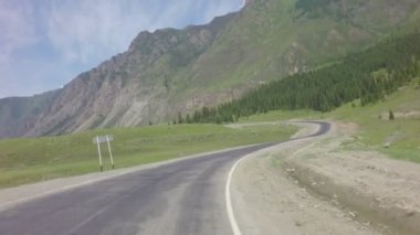 Güzel Chuysky Trakt Altay Dağları'nda.