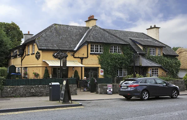 Cafe in the town Adare — Stock Photo, Image