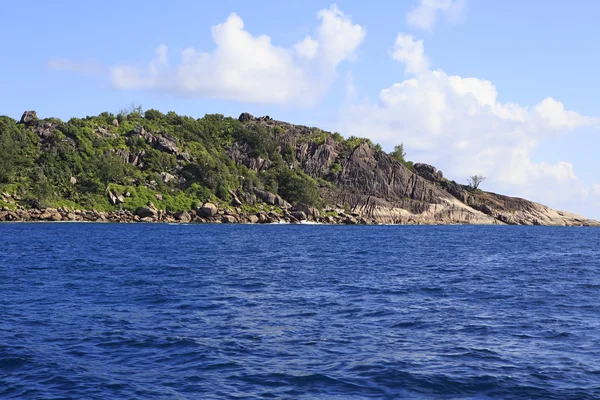 Ilha Praslin no Oceano Índico . — Fotografia de Stock