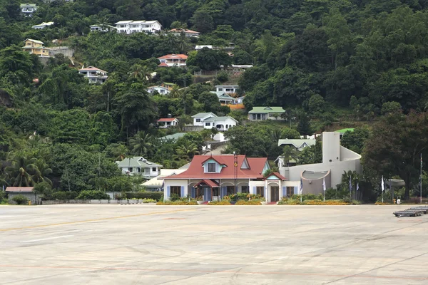 Aeroporto internazionale delle Seychelles sull'isola di Mahe . — Foto Stock