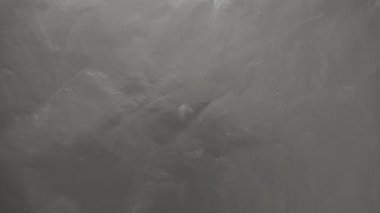 Metal kağıt. Animasyonu durdurmak.