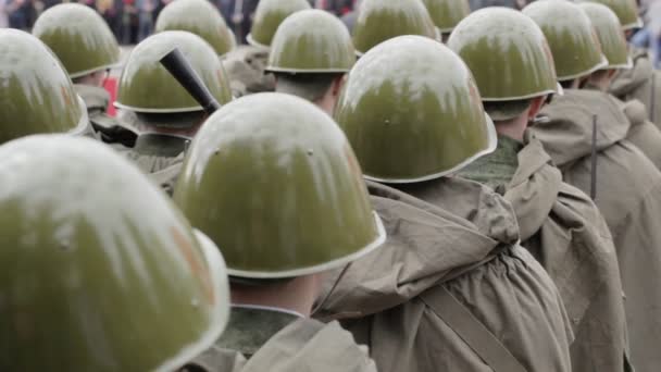 兵士の列。軍事パレード. — ストック動画