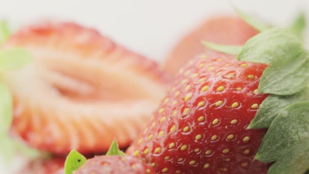 Wet Strawberries. Close up. — Stock Video