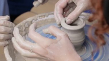 Potter mesleğini öğretir çocuklar için.