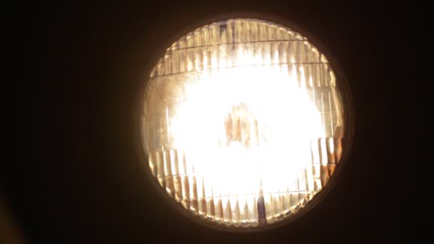 Phare clignotant de près .