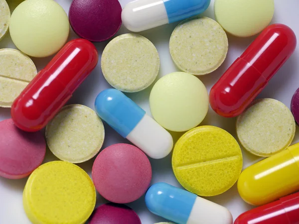 Tabletki, tabletki i kapsułki. — Zdjęcie stockowe