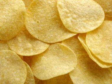 Tatlı patates cipsi..