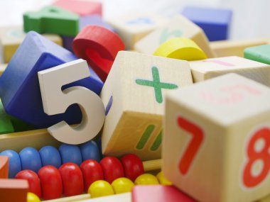 Oyuncak ahşap numaraları