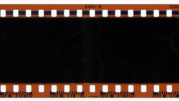 Rebobinado de película de 35mm . — Vídeo de stock