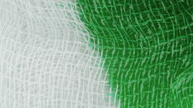 Kumaş üzerine mürekkep damlaması.