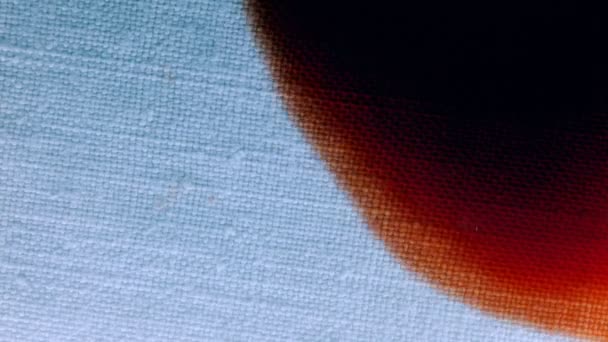 Encre goutte à goutte sur tissu .