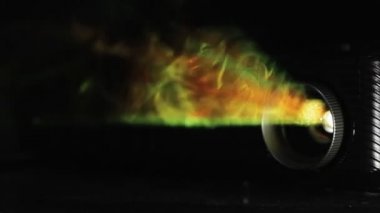 Projektör mercek eylem.