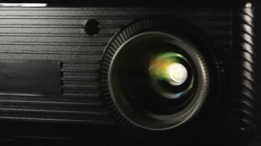 Dijital film projektör mercek eylem.