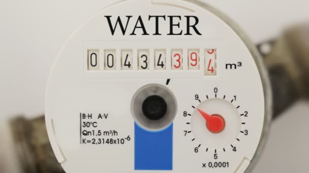 Water meter, close-up. — Stockvideo