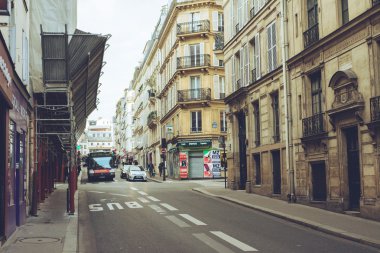 Paris Fransa şehir editoryal seyahat ateş yürür