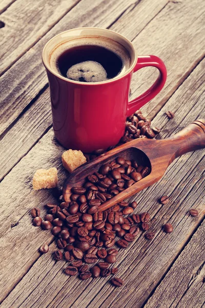 커피 잔 과 콩 — 스톡 사진