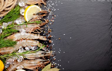 Baharat ile taze karides