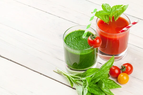 Smoothie mit frischem Gemüse — Stockfoto