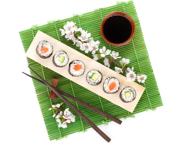 Sushi maki z łososiem — Zdjęcie stockowe