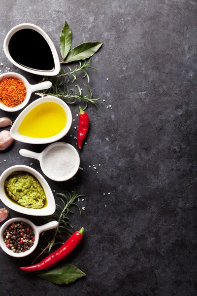 Herbs, condiments and spices — Stock Photo, Image