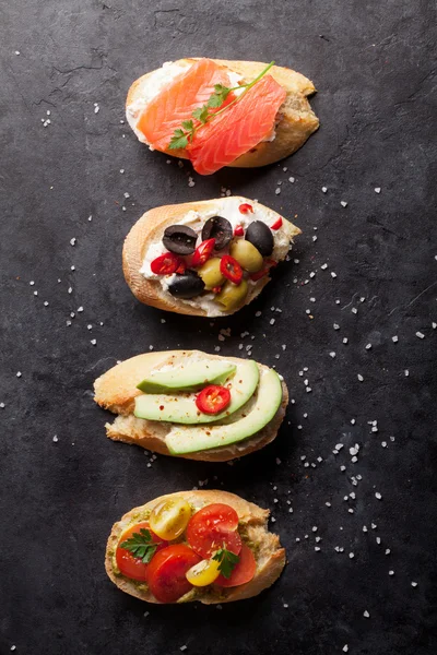 Panini tostati con avocado — Foto Stock