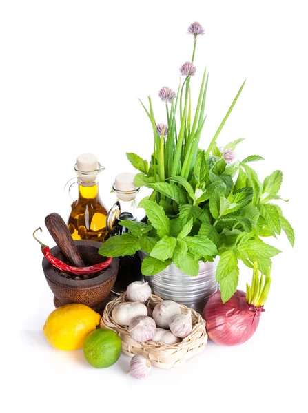 Fresh herbs and spices — Stock Photo, Image