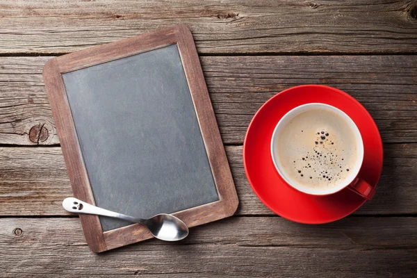 Blackboard e xícara de café — Fotografia de Stock