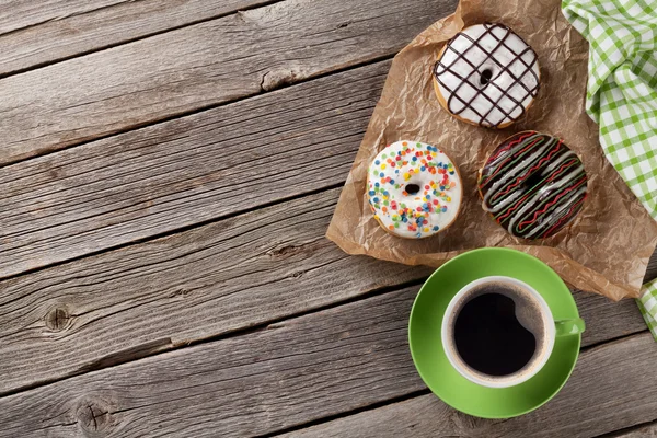 Munkar och kaffekopp — Stockfoto