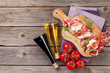 prosciutto ve mozzarella peyniri