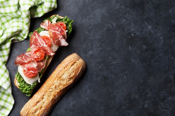 Ciabatta sandviç sebze ile — Stok fotoğraf