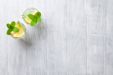 Limon limonata gözlüklü