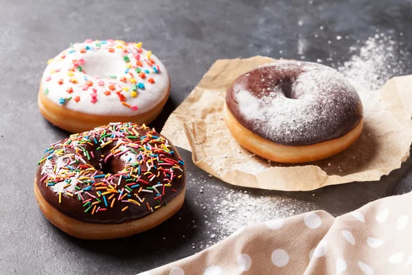 Donuts doces coloridos — Fotografia de Stock