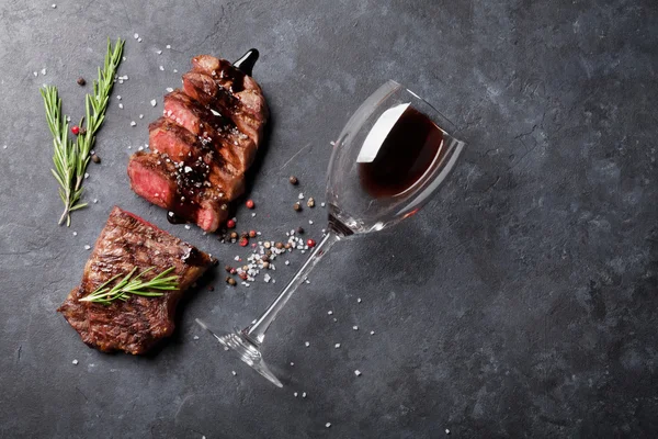 Grilled sliced beef steak — Stock Photo, Image