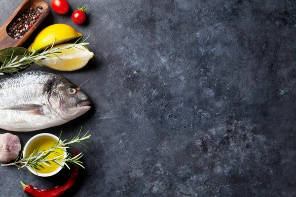 Zutaten zum Fischkochen — Stockfoto