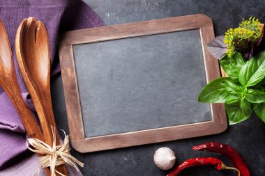 Taş Masa kara tahta