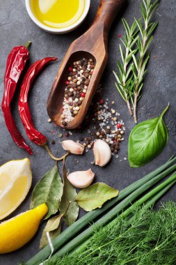 Taze Bahçe otlar ve baharatlar