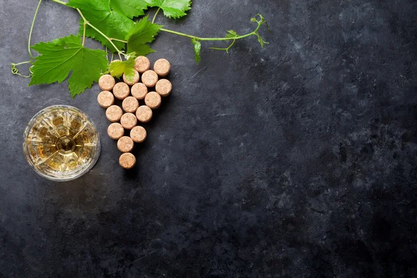 Corchos de vino forma de uva —  Fotos de Stock