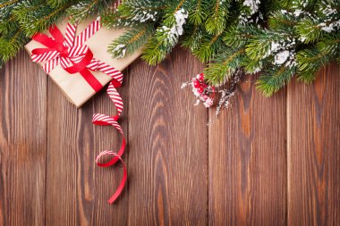 Noel hediyesi kutusu