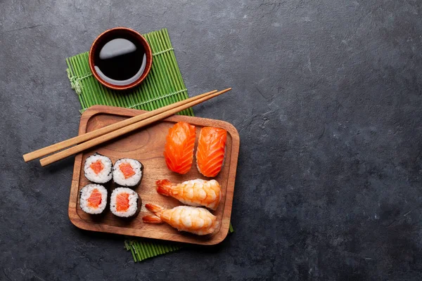 Japanse Sushi Set Bovenaanzicht Plat Lag Met Kopieerruimte — Stockfoto