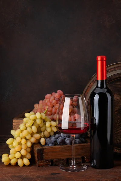 Wine Bottle Grapes Glass Red Wine Old Wooden Barrel Copy — Stock Photo, Image