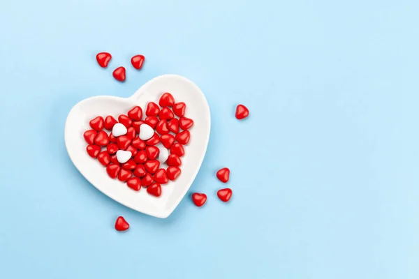 Día San Valentín Con Corazones Caramelo Sobre Fondo Azul Con — Foto de Stock